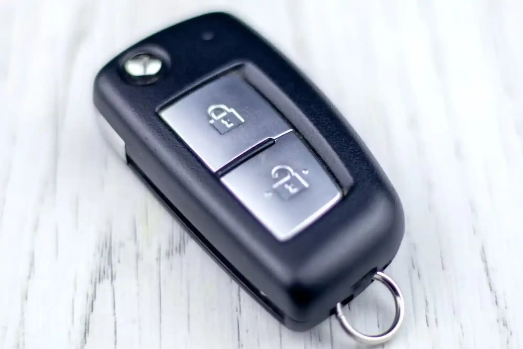 How to Replace Car Key Battery