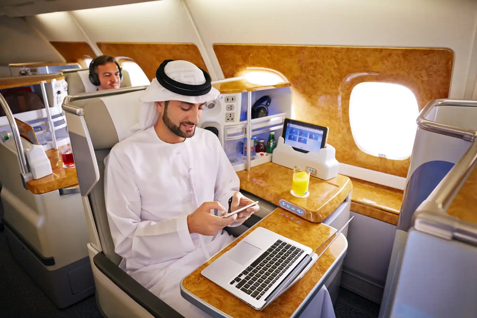 Emirates In-Flight Experience: Comfort Like No Other